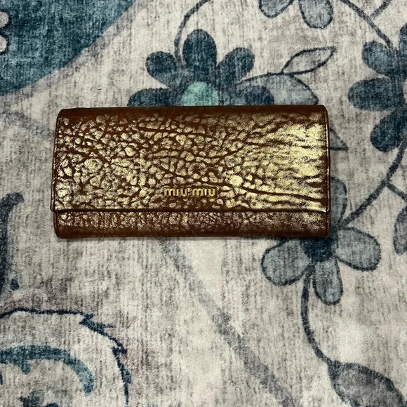 Miu Miu Gold metallic bifold wallet EUC - Picture 2 of 13